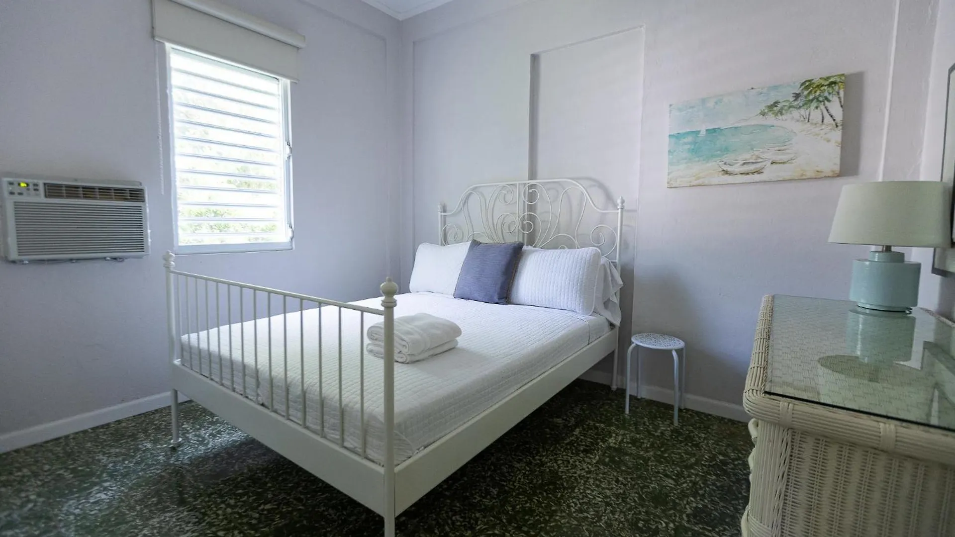 201-Vintage Modern Haven In The City, Near The Beach With Free Parking Σαν Χουάν